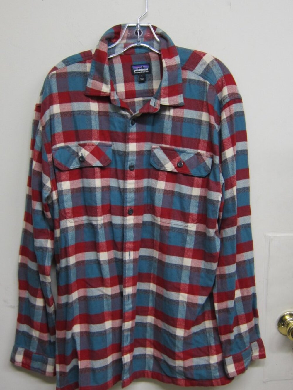 Patagonia Men's Large 100% Organic Cotton Long Sleeve Button Down Flannel Shirt